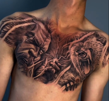 Tatuagem em peitoral com figura humana e urso em Black & Grey